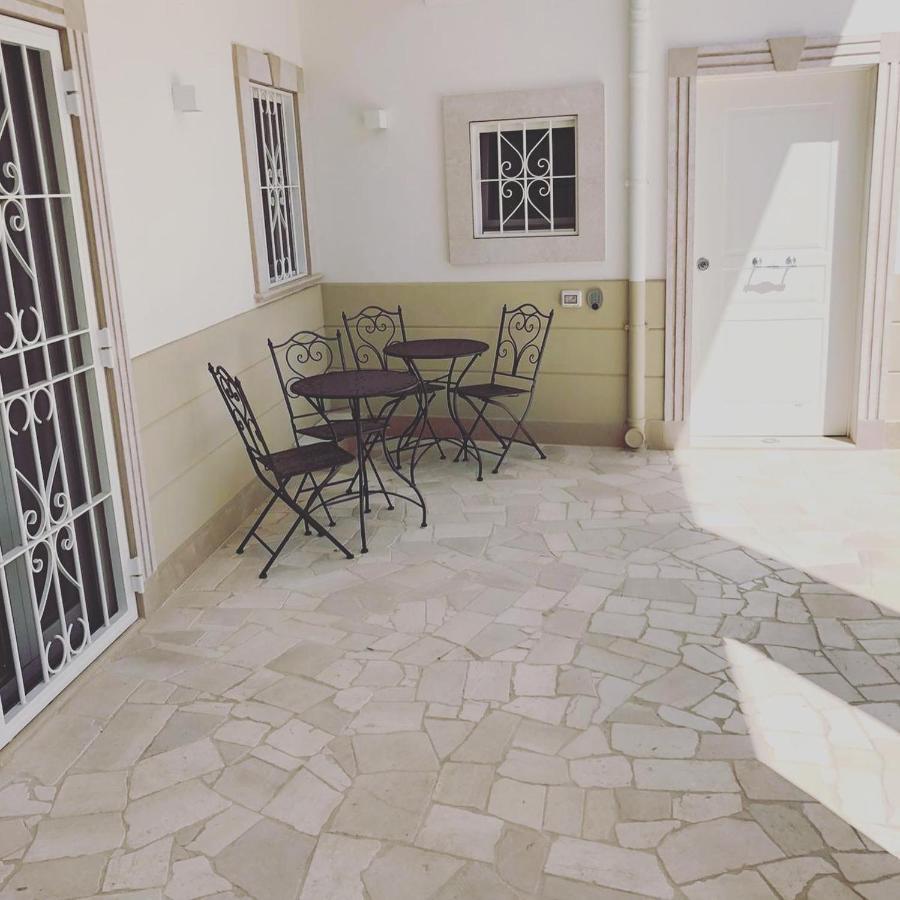 Apartamento Casa di Fló Bari Exterior foto