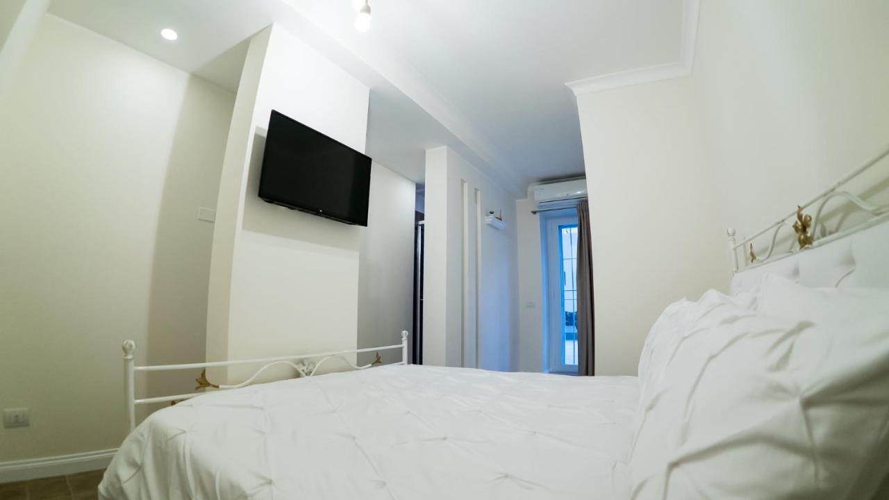 Apartamento Casa di Fló Bari Exterior foto